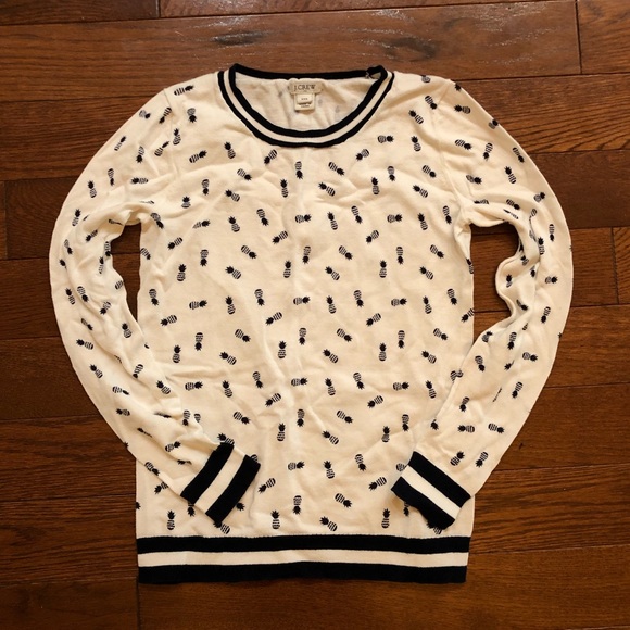 J. Crew Sweaters - Pineapple crew neck J Crew sweater